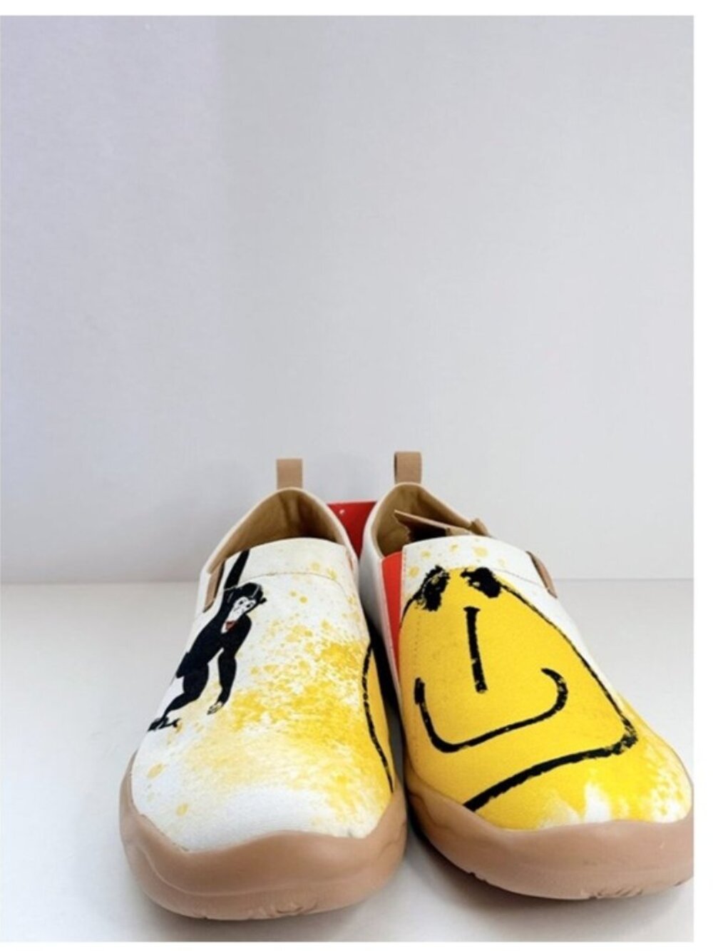 UIN Smile Always Canvas Slip-On Shoes Smiley Face Men’s Size 10